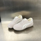 Damen Sportliche Sneaker mit rutschfester Sohle und atmungsaktiver Obermaterialkombination R&B