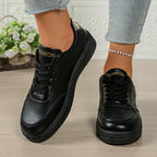 Damenstylische Sneaker mit metallischen Akzenten R&B