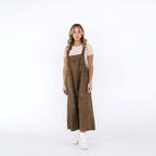 Damen Latzhose mit modischen Destroyed-Details und weitem Schnitt R&B