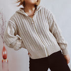 Damen Strickjacke mit auffälligem Reißverschluss und lässigem Schnitt R&B