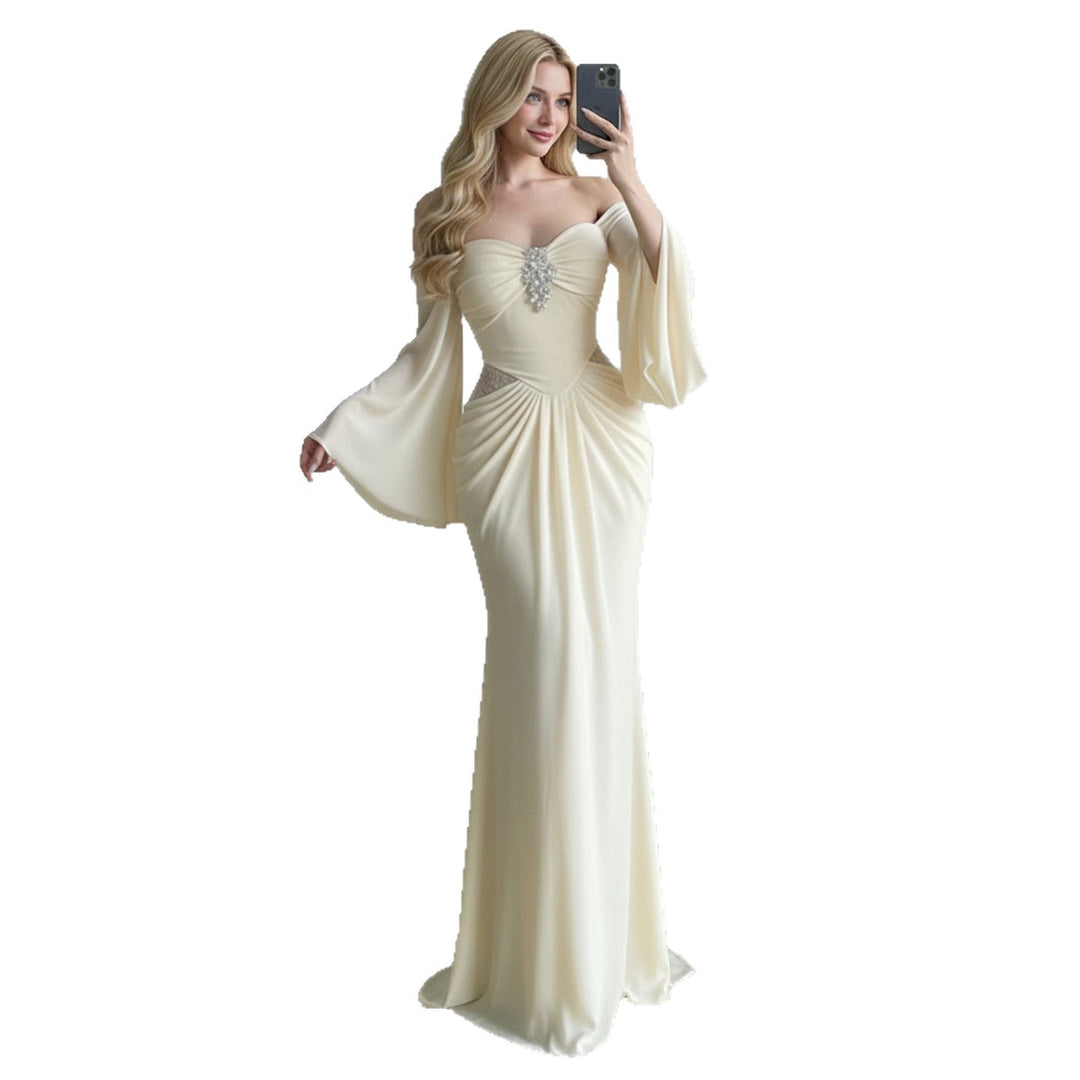 Damen elegantes Maxikleid mit großzügigen Trompetenärmeln und raffiniertem Cut-Out R&B