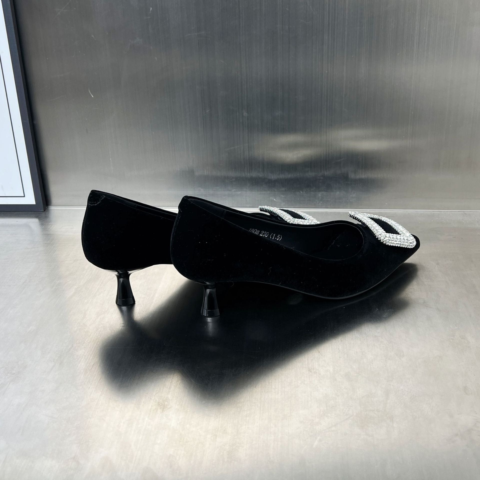 Damen Elegante Pumps mit funkelndem Strassbesatz und komfortablem Absatz R&B