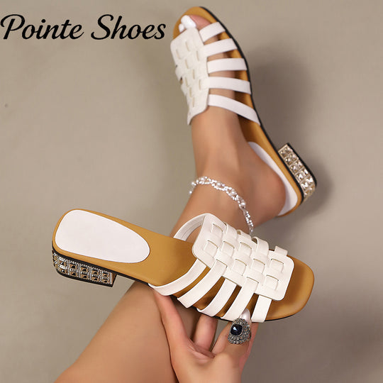 Damen Offene Designer-Sandalen mit kunstvollem Flecht-Detail und trendigem Blockabsatz R&B