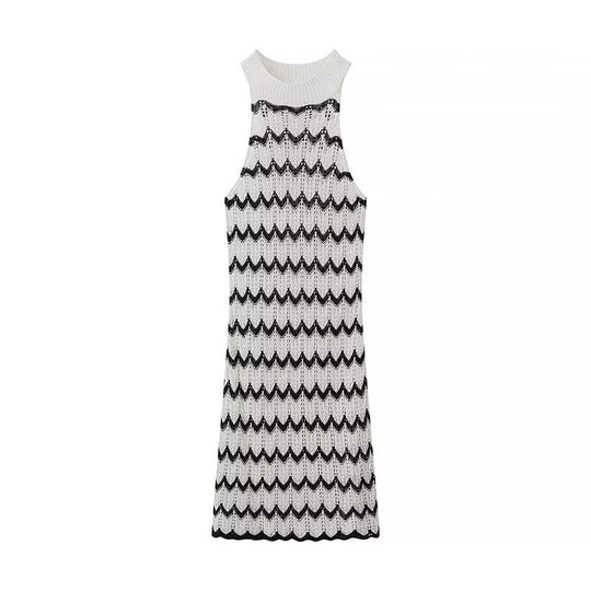 Damen Strickkleid mit Wellenmuster und elegantem Racerback R&B