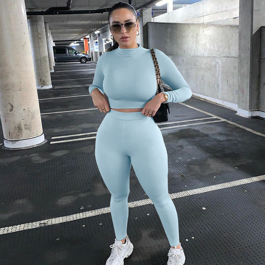 Damen Sportliches Set mit hochgeschlossenem Oberteil und enganliegenden Leggings R&B