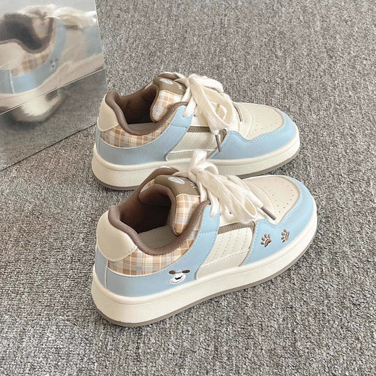 Damen Sneakers im verspielten Design mit dekorativen Bärenmotiven und komfortabler Sohle R&B