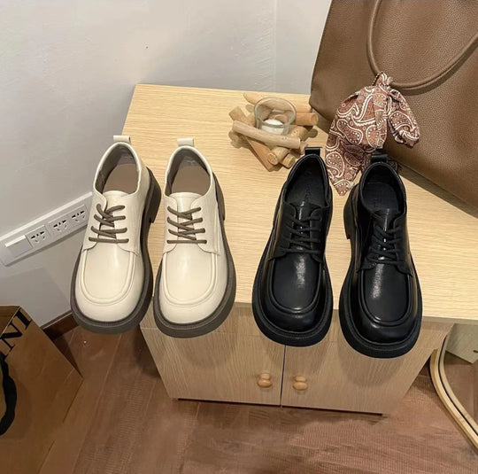 Damen Komfortable Schnürschuhe mit innovativem Design und rutschfester Sohle R&B