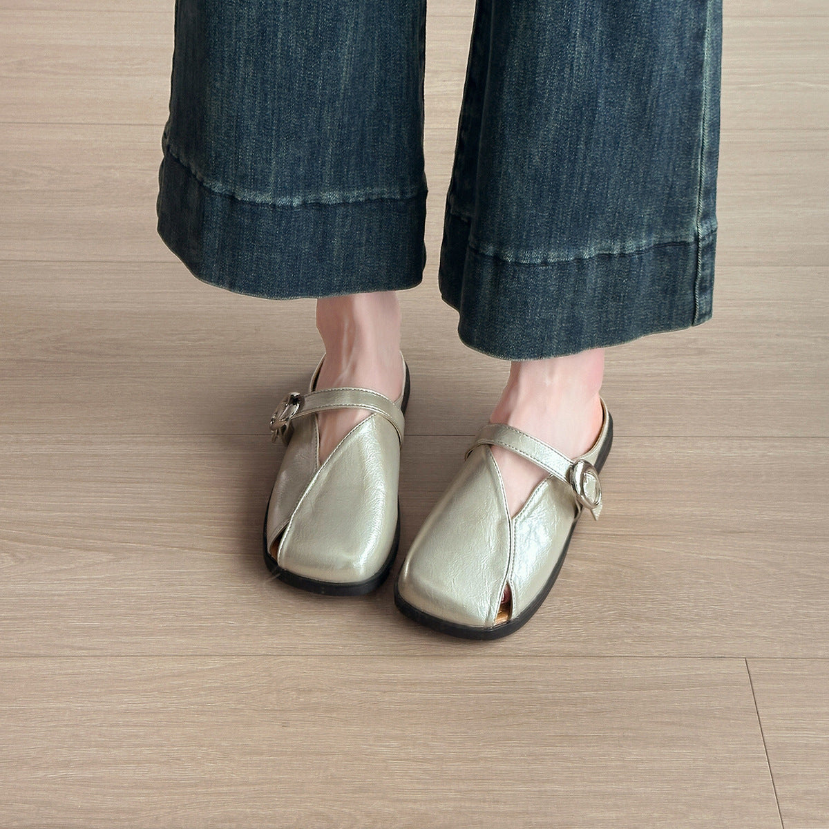 Damen Modische Mules mit verstellbarem Riemen und elastischer Sohle R&B