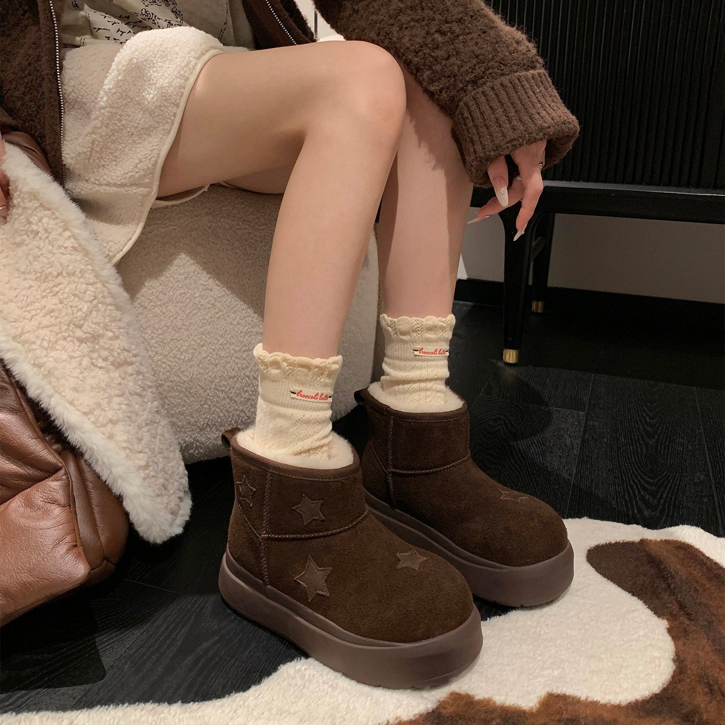 Damen trendige Winterstiefel mit komfortabler Sohle und dekorativen Sternen R&B
