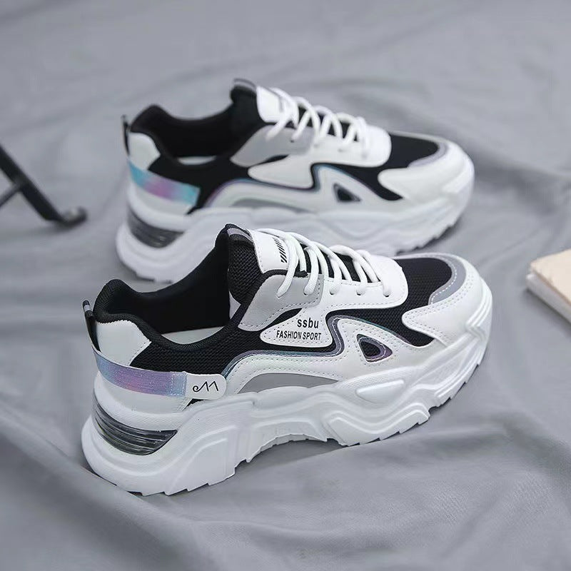 Damen Sportliche Sneakers mit dämpfendem Fußbett und reflektierenden Akzenten R&B