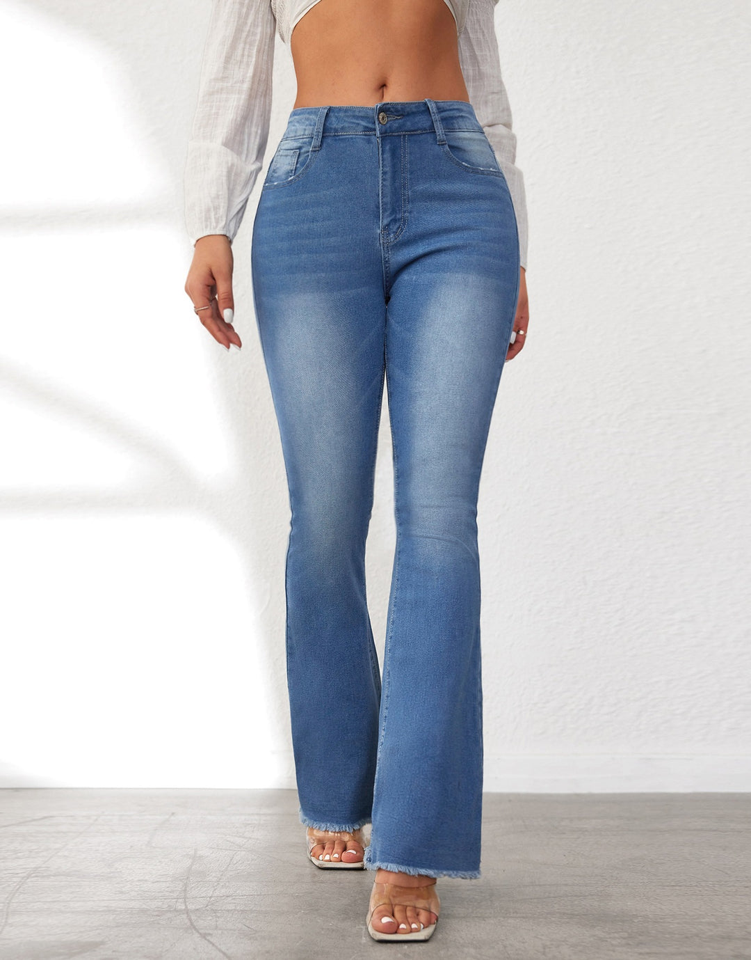 Damen Flared Jeans mit stylishen Fransen und hohem Bund R&B