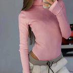 Damen Langärmliges Oberteil mit hohem Kragen und modernen Cut-Outs R&B