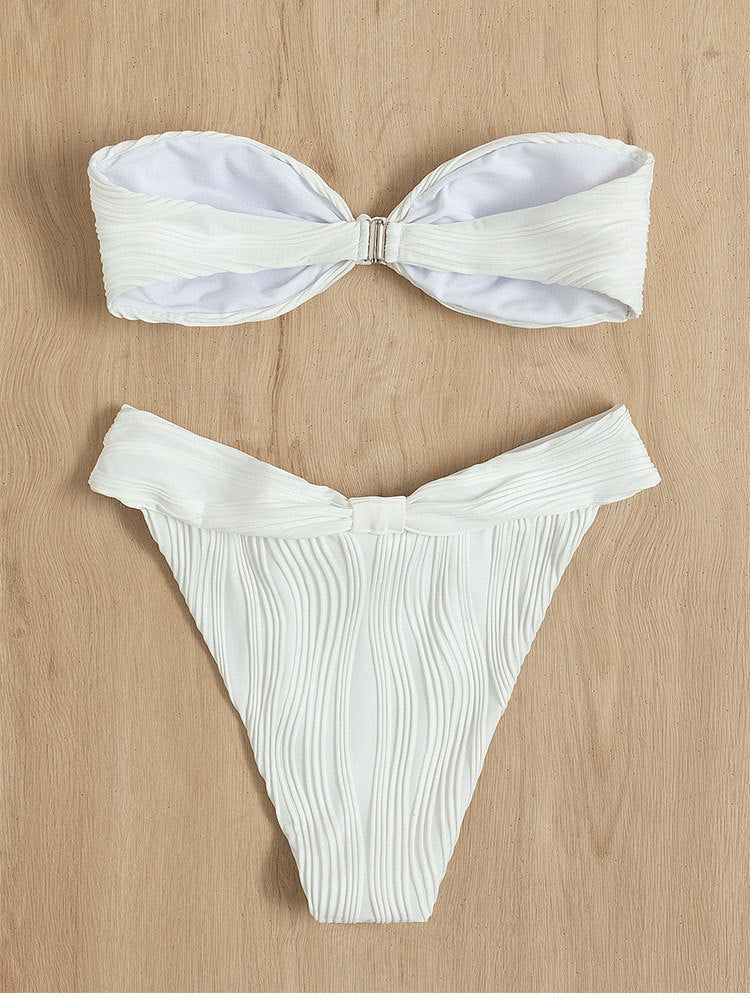 Damen Bandeau-Bikini mit eleganten Rüschendetails R&B