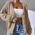 Damen Flauschiger Strick-Cardigan mit goldenen Knöpfen und lässigem Schnitt