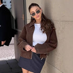 Damen Suede Jacke mit großzügigem Schnitt und eleganten Details R&B