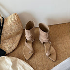 Damen Modische Zehentrenner-Sandalen mit innovativem Falten-Design