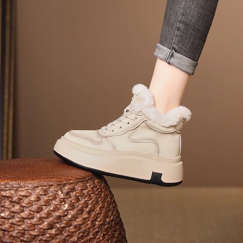 Damen High-Top Sneakers mit flauschigem Innenfutter und bequemer Plateausohle