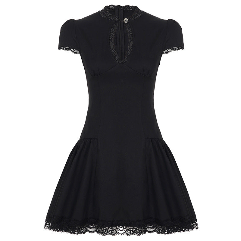 Damen Kleid mit romantischem Rüschensaum und zarten Spitzenakzenten R&B