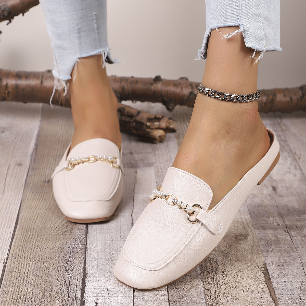 Damen Elegante Mokassins mit Perlen-Detail und modischem Kettenverschluss R&B