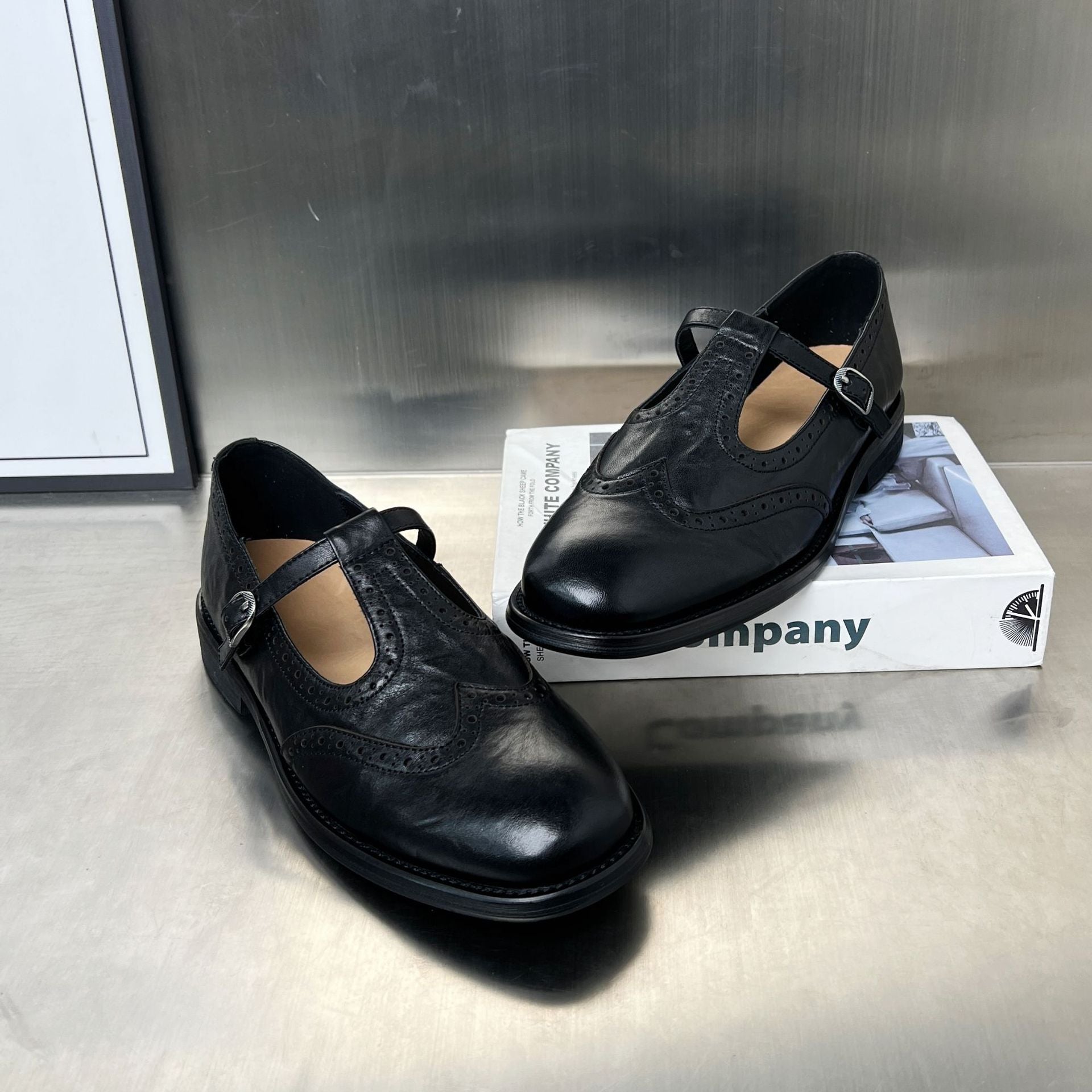 Damen elegante Slipper mit modischen Schnallen und luftigem Design R&B