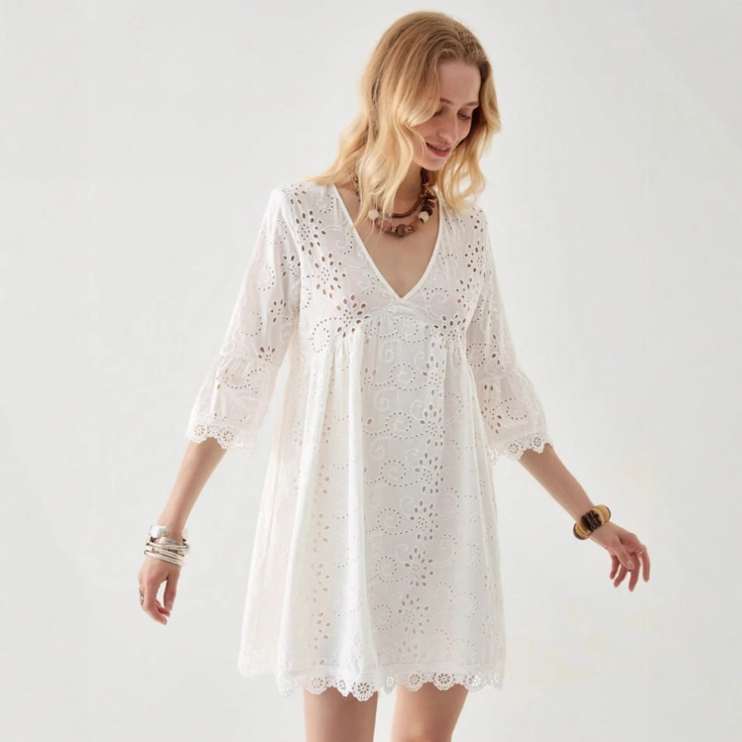 Damen Bluse mit verspieltem Lochmuster und Rüschendetails R&B
