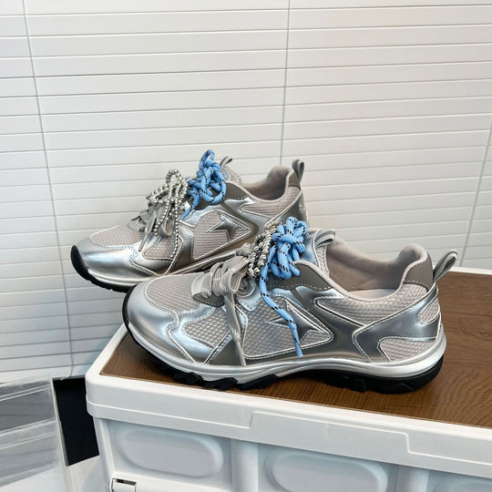 Damen Sportliche Sneakers mit einzigartiger Schnürung und modischen Akzenten R&B