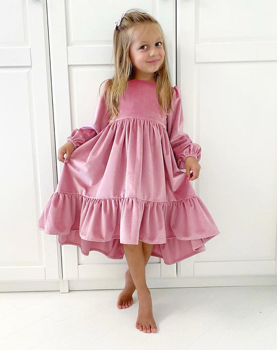 Damen festliches Kleid mit eleganten Rüschendetails und voluminösem Rock R&B