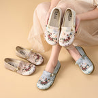 Damen Hausschläppchen mit floraler Stickerei und elegantem Riemen R&B