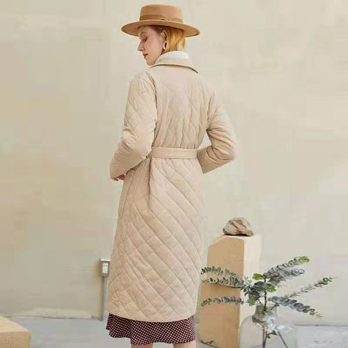 Damen Steppmantel mit eleganter Taillierung und praktischen Taschen R&B