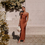 Damen Elegantes Abendkleid mit asymmetrischem Schnitt und seidigem Glanz R&B