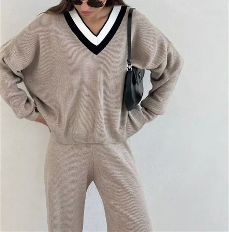 Damen gemütlicher V-Ausschnitt Pullover mit gestreiftem Kragen R&B