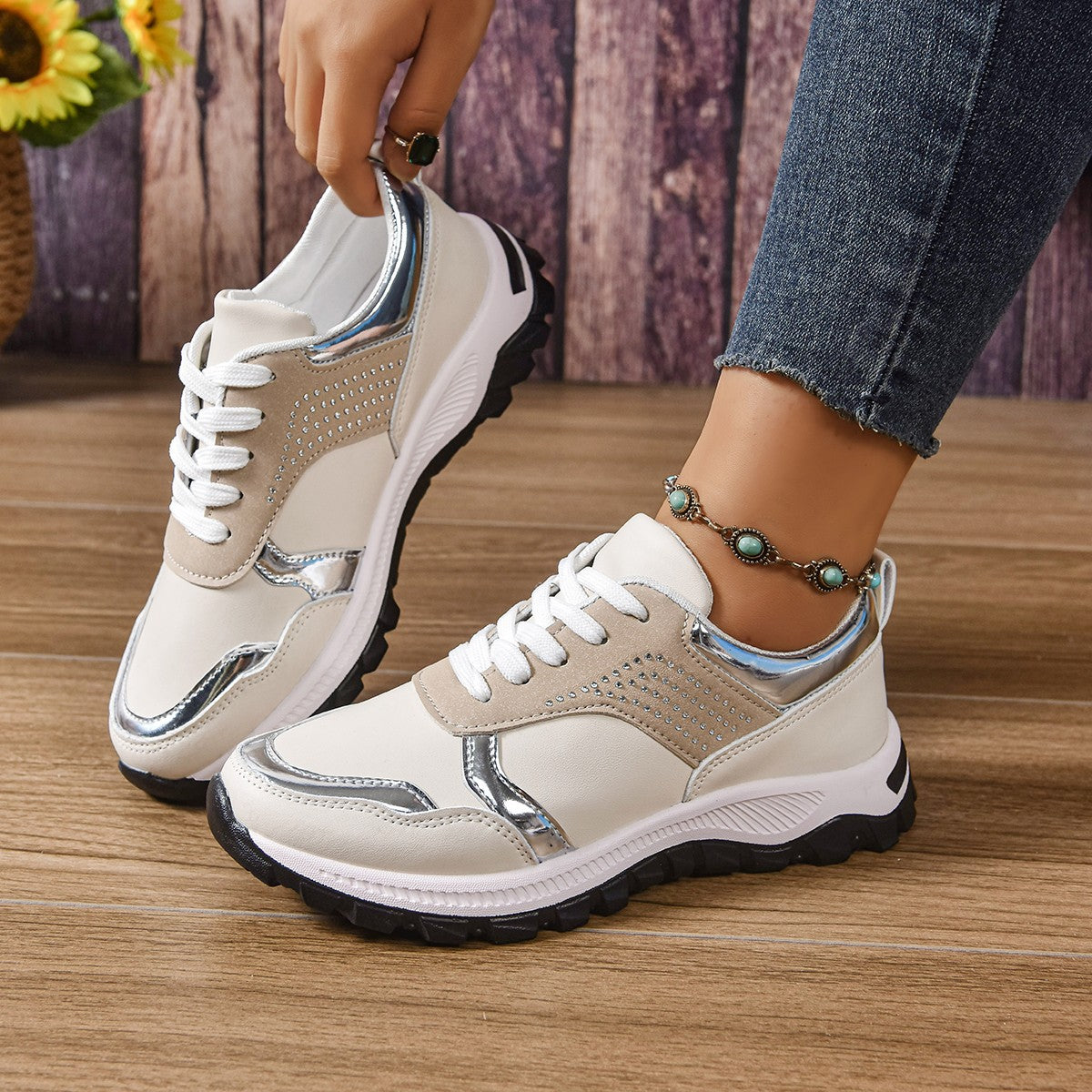 Damen Sportliche Sneakers mit reflektierendem Obermaterial R&B
