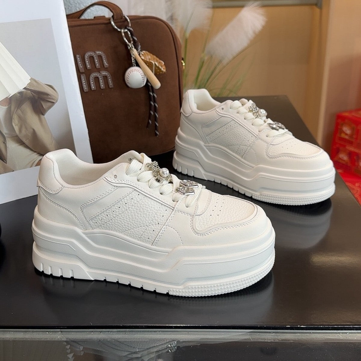 Damen modische Plateau-Sneaker mit besonderem Glitzerverzierung und atmungsaktiver Struktur R&B