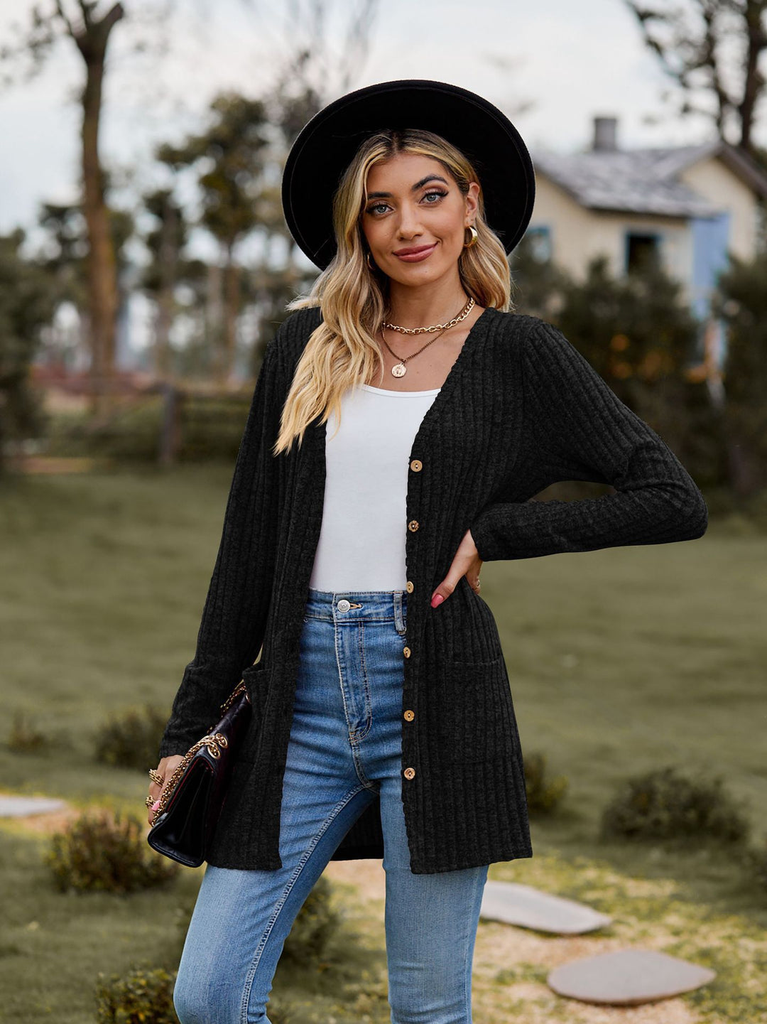 Damen Strickjacke mit langen Ärmeln und praktischen Taschen R&B