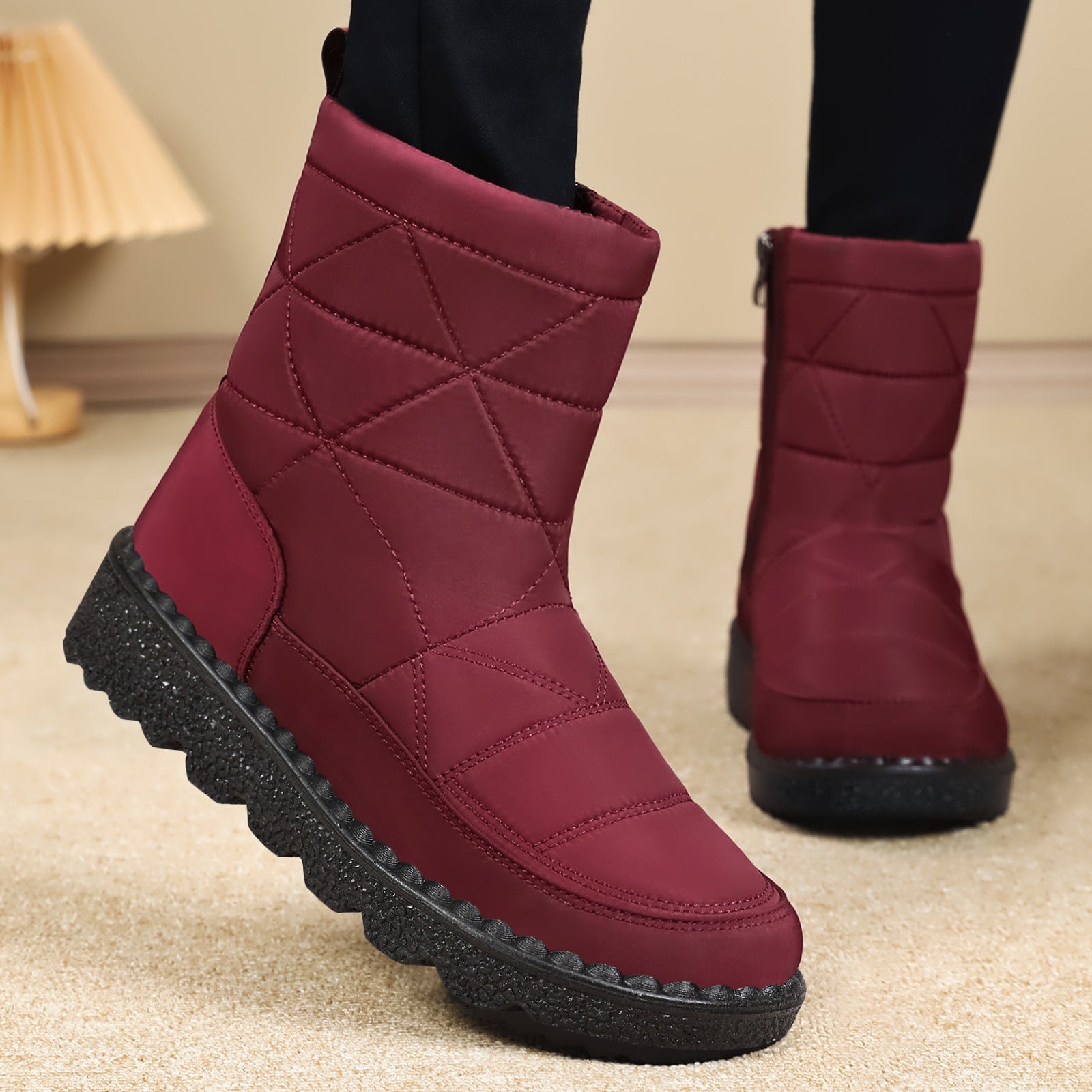 Damen Winterstiefel mit isolierender Sohle und wärmendem Innenfutter