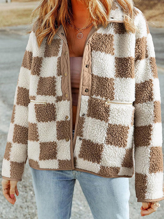 Damen Kuschelige Schafwolljacke mit modernen Karomustern R&B