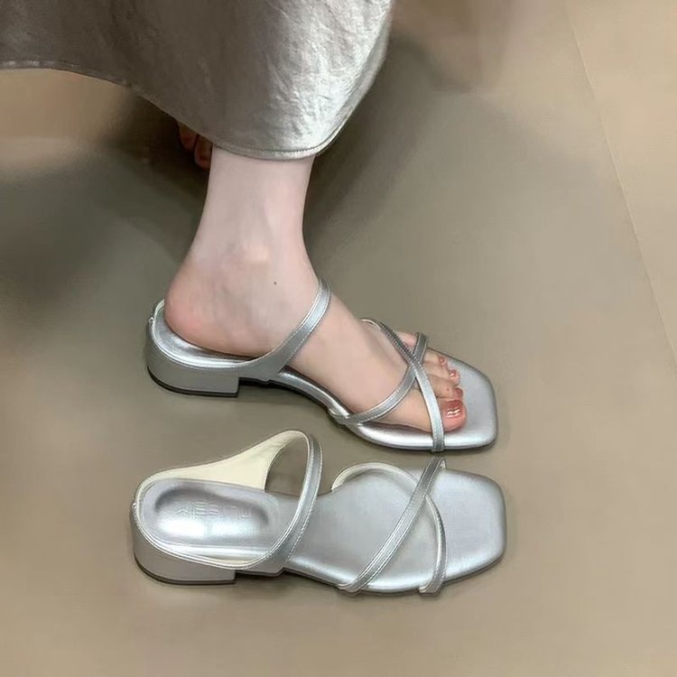 Damen elegante Flachsandalen mit geschmackvollem Kreuzriemen und bequemer Sohle R&B