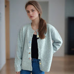 Damen kuschelige Strickjacke mit bunten Knopfdetails R&B