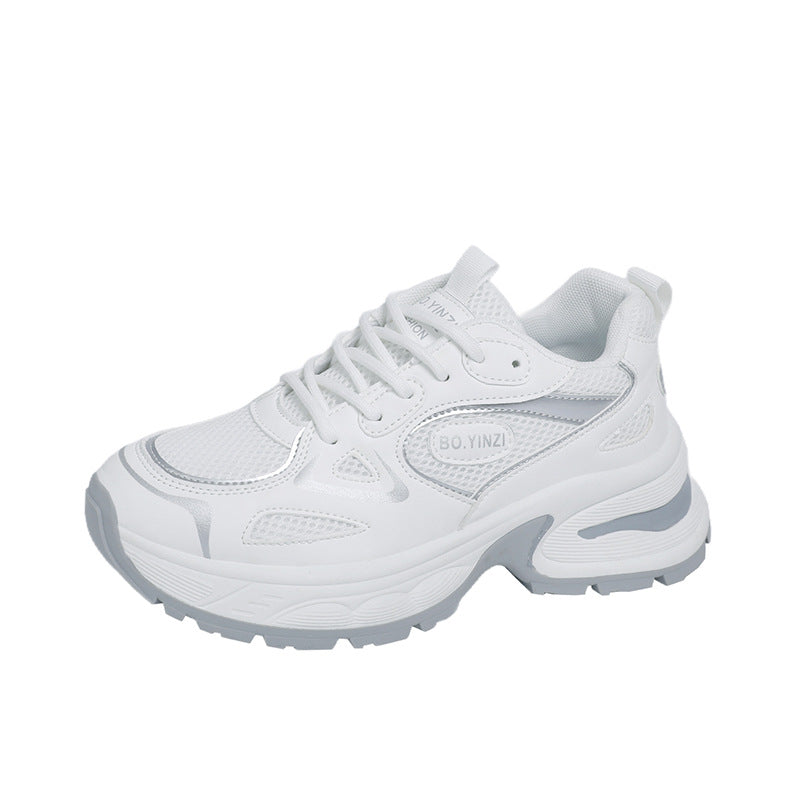Damen Sportliche Sneakers mit abriR&Bfester Laufsohle und atmungsaktiver Mesh-Oberfläche R&B