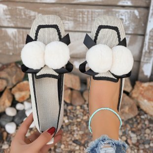 Damen Flauscher Pantoletten mit eleganten Pom-Pom-Applikationen R&B