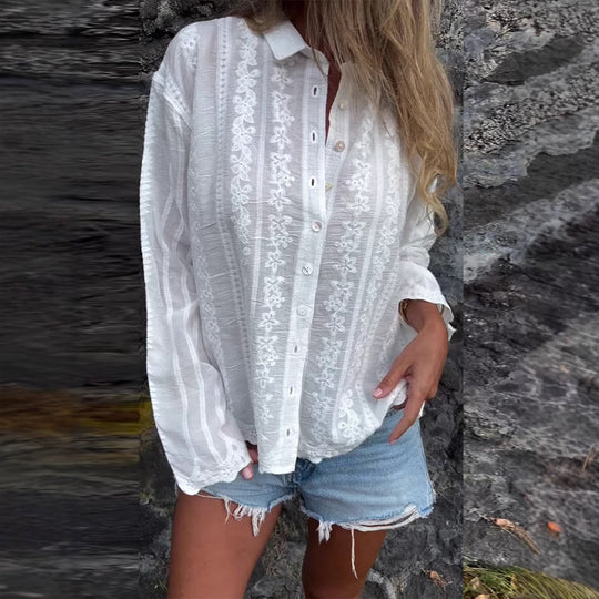 Damen nan bestickte Hemdbluse mit floraler Ajour-Stickerei, Perlmuttknopfleiste und legerer Oversize-Passform R&B