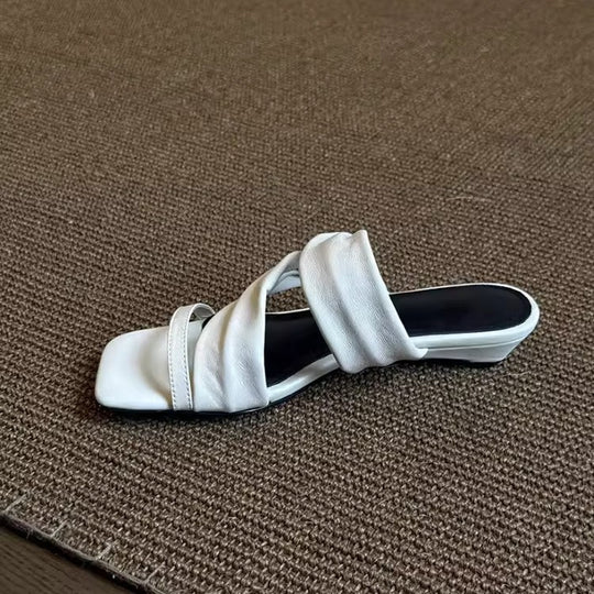 Damen modische Riemchen-Sandalen mit bequemer Fußbettgestaltung R&B