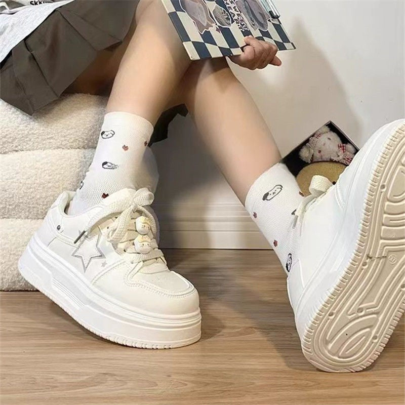 Damen Sportliche Sneakers mit verspielten Applikationen R&B