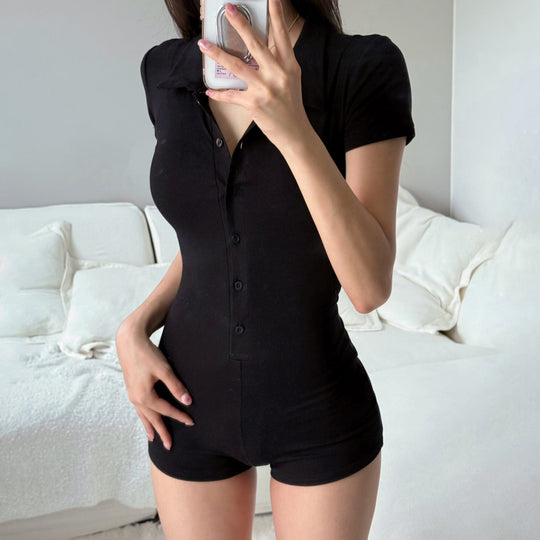 Damen Kurzarm-Jumpsuit mit Knopfleiste und elegantem Polokragen R&B