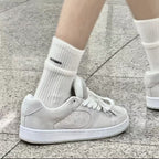 Damen Modische Sneakers mit hochwertiger Wildleder-Oberfläche und weichem Fußbett