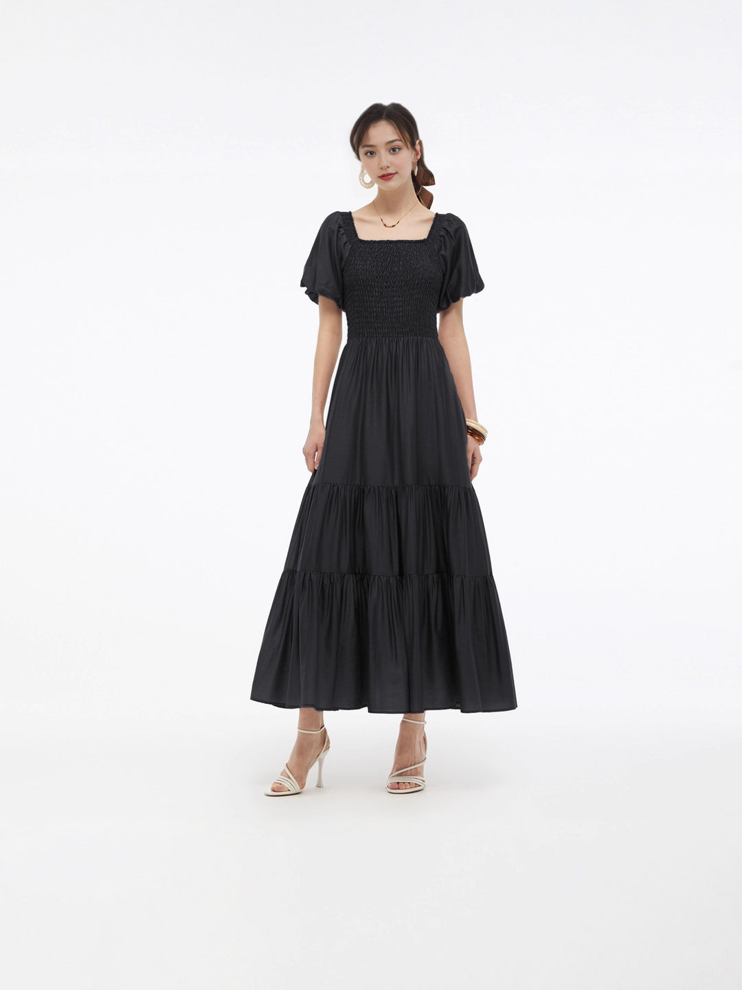 Damen Maxikleid mit voluminösem Rock und Blumenmuster R&B