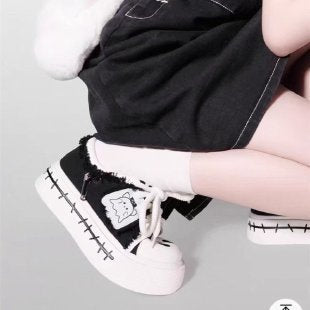 Damen Sneaker mit verspielt-animiertem Design und rutschfester Sohle R&B