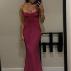 Damen Elegantes Bodenkleid mit strategisch platzierten Schnürdetails R&B