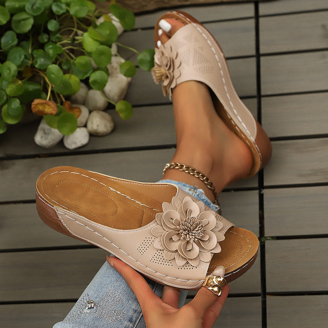 Damen Wedge-Pantoletten mit floralem Detail R&B