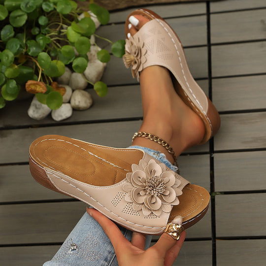 Damen Wedge-Pantoletten mit floralem Detail R&B